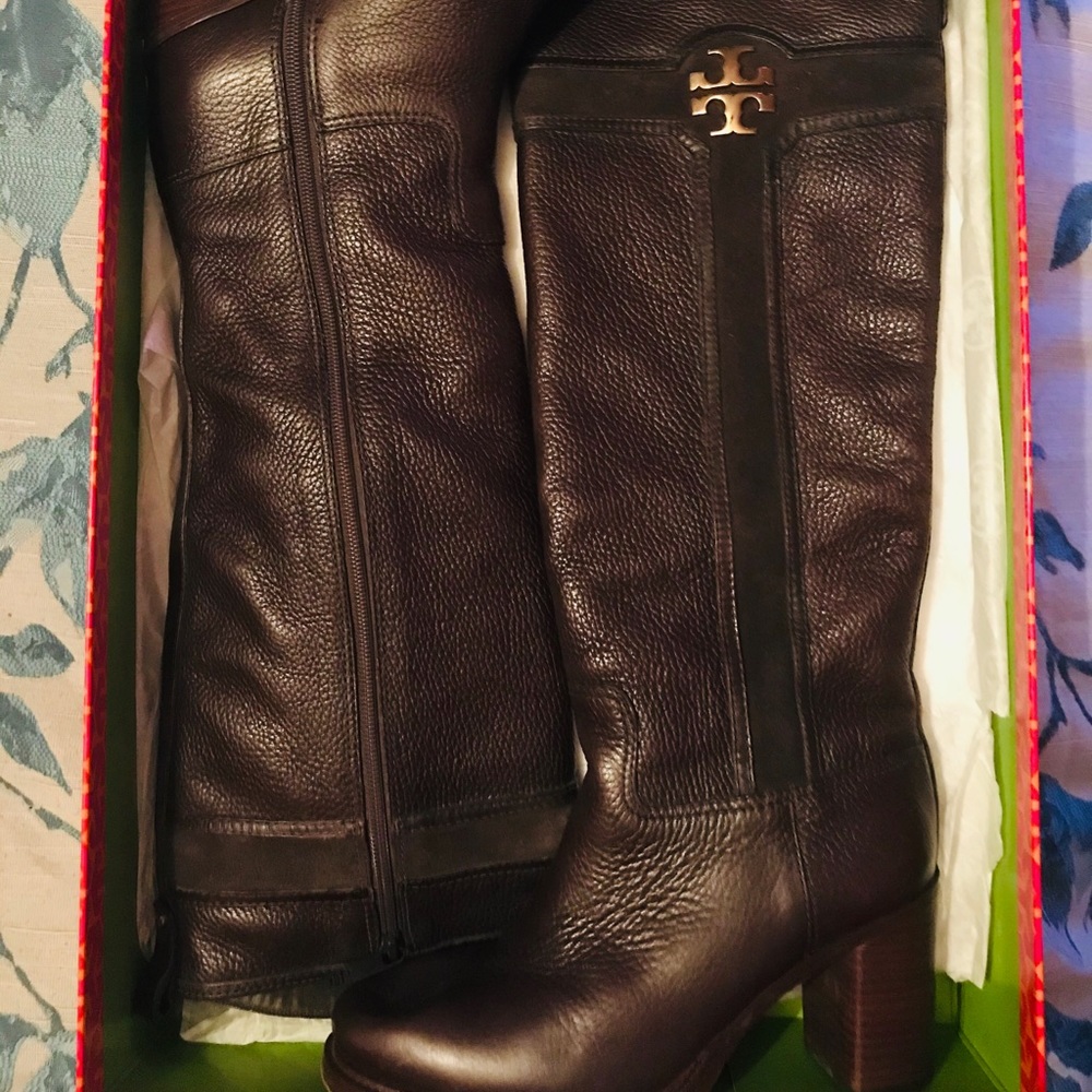 Tory Burch Heeled Leather/Suede Beautiful Size 9